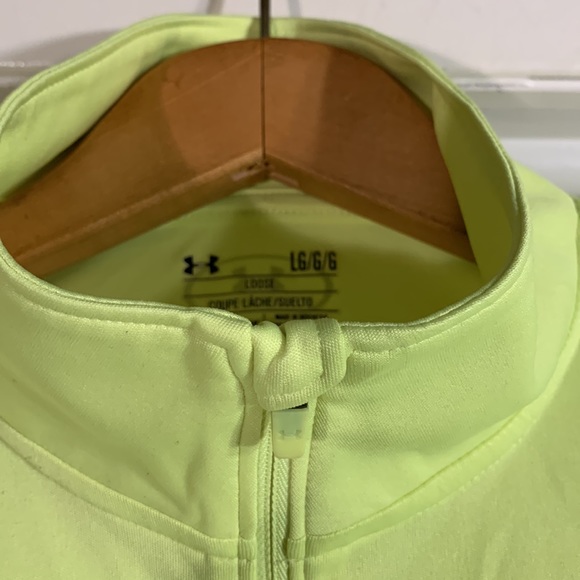 Under Armour (L) - Picture 6 of 13
